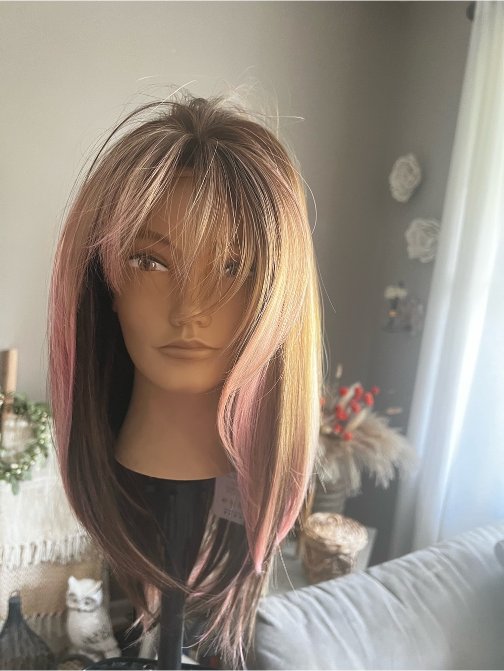 Layered Brown Wig with Pink Highlights — Women's Synthetic Style